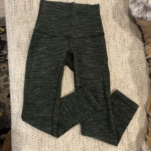 Lululemon Green Heathered crop leggings 2